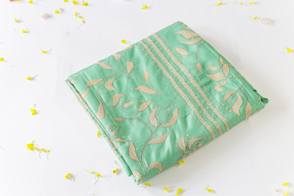 Elegant Green Silk Saree with Gold Floral Embroidery – Traditional Indian Ethnic Wear
