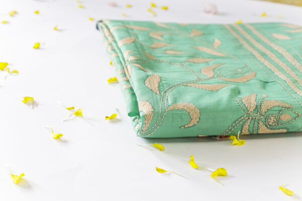 Elegant Green Silk Saree with Gold Floral Embroidery – Traditional Indian Ethnic Wear - Image 2