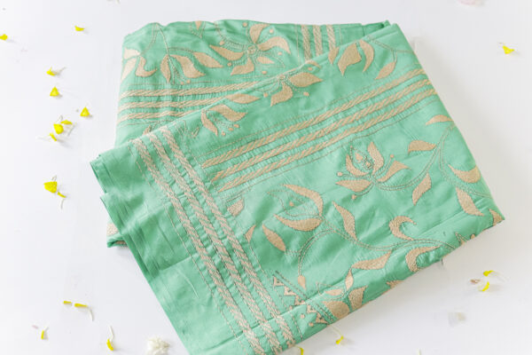 Elegant Green Silk Saree with Gold Floral Embroidery – Traditional Indian Ethnic Wear - Image 4