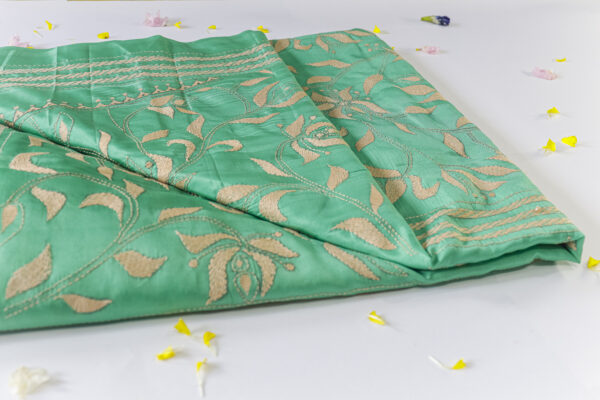 Elegant Green Silk Saree with Gold Floral Embroidery – Traditional Indian Ethnic Wear - Image 3