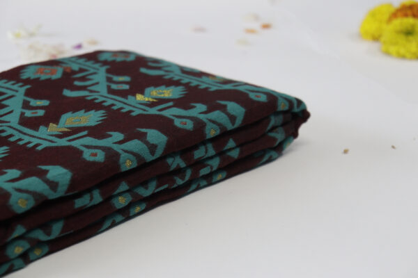 Maroon & Teal Handwoven Jamdani Saree – Artistic Elegance with Ikat Cotton Weave - Image 5