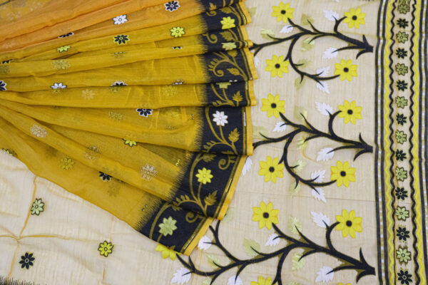 Vibrant Mustard Yellow Handwoven Cotton Jamdani Saree with Floral Motifs - Image 3