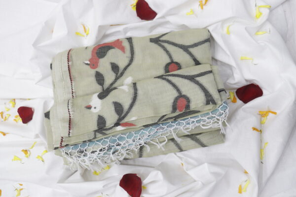 Off-White Pure Bengal Handloom Khadi Cotton Saree – Handwoven Elegance with Floral Embroidery - Image 3