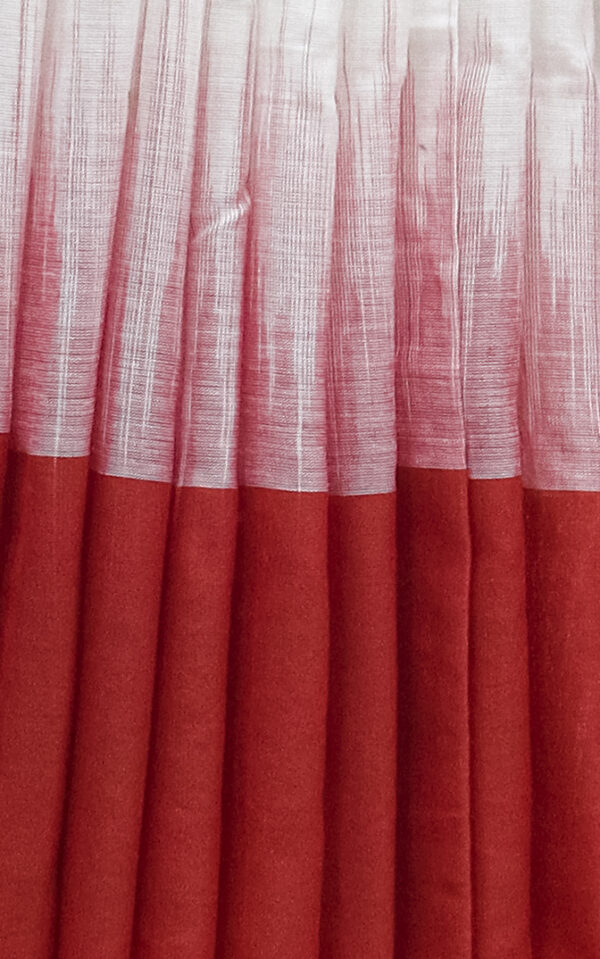 White & Rust Red Pure Bengal Handloom Cotton Saree – Traditional Elegance with Floral Motifs - Image 6