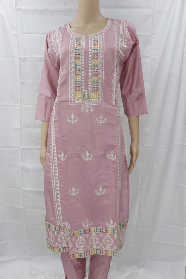 Elegant Chikankari Cotton Kurti Set – Traditional Ethnic Wear
