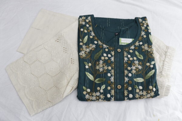 Elegant Dark Green Embroidered Kurta – A Timeless Ethnic Statement - Image 5