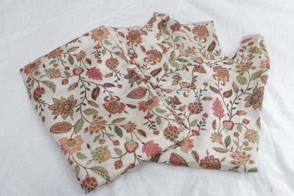 Elegant Beige & Floral Cotton Kurta Set – A Blend of Tradition & Comfort - Image 4