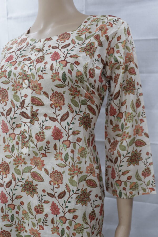 Elegant Beige & Floral Cotton Kurta Set – A Blend of Tradition & Comfort - Image 2