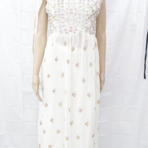 Graceful White Embroidered Anarkali – A Dreamy Ethnic Charm