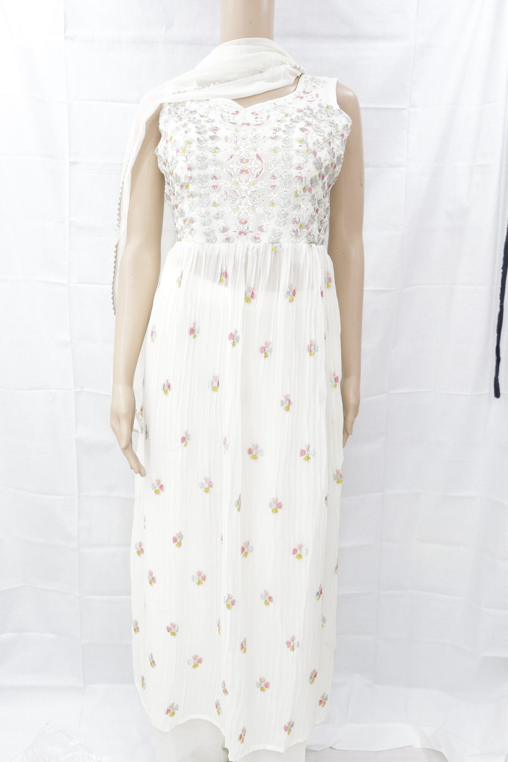 Graceful White Embroidered Anarkali β A Dreamy Ethnic Charm