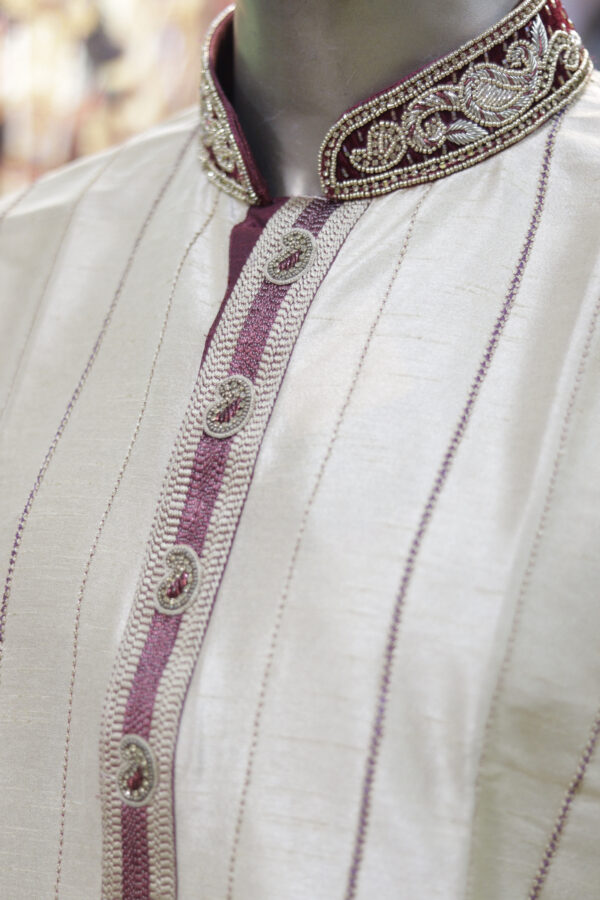 Men’s Elegant Cream Embroidered Kurta – Traditional Ethnic Wear - Image 2