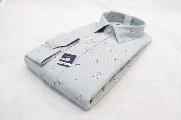 Men's Light Grey Textured Shirt with Minimal Print – Elegant & Trendy - Image 3