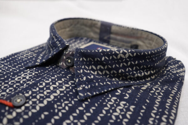 Men's Casual Plaid Shirt - Image 3