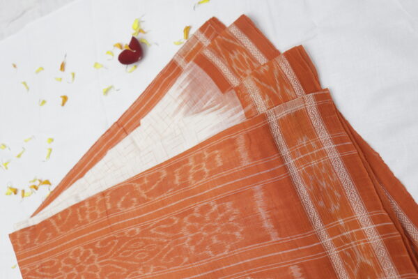 Handwoven Ikat Cotton Saree – Beige & Rust Brown - Image 6