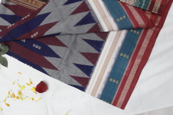 Elegant Black & Maroon Handwoven Ikat Cotton Saree - Image 10
