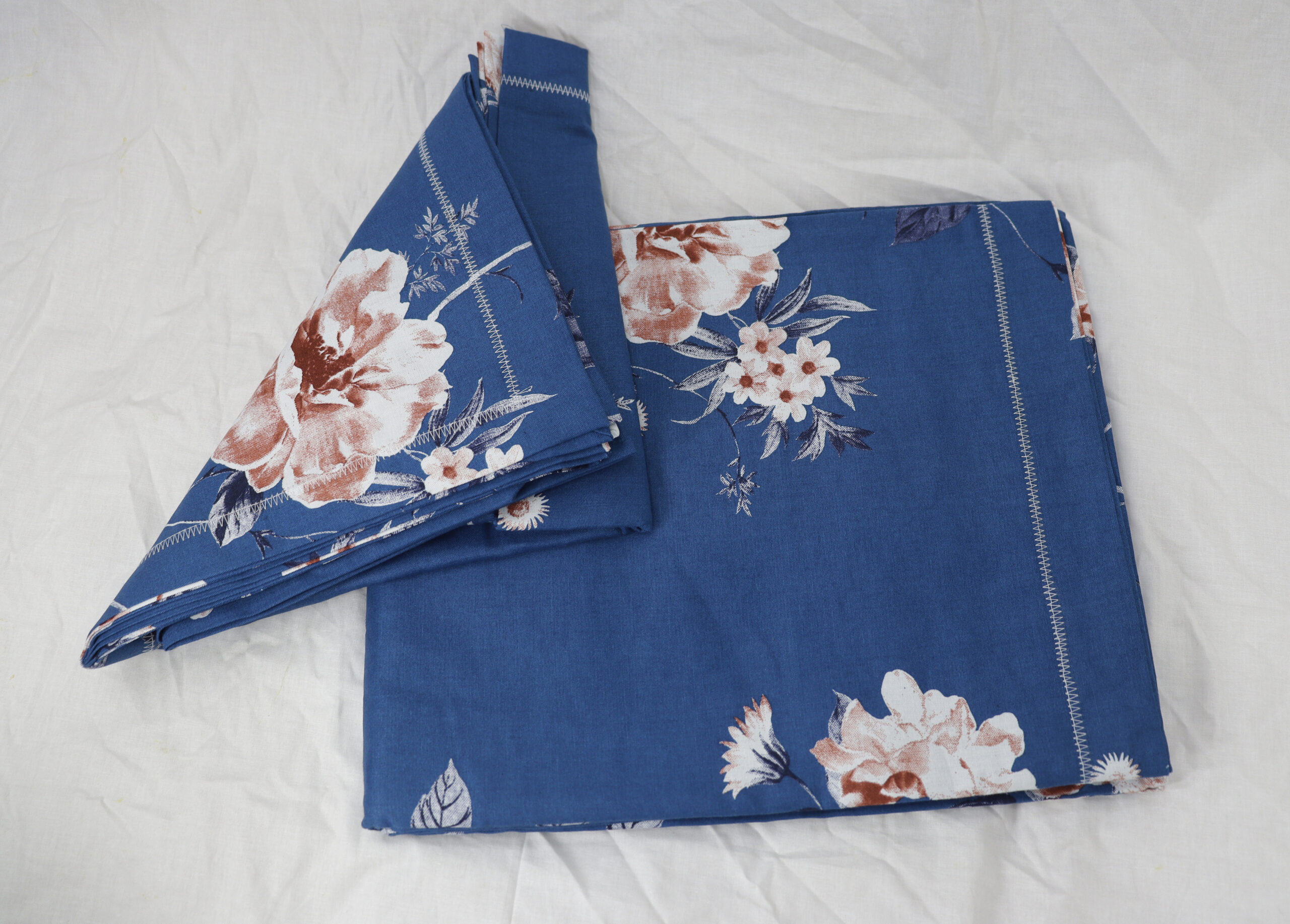 Blue Floral Printed Cotton Bedsheet - Image 5