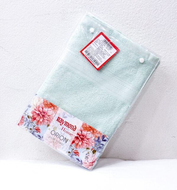 Luxury Mint Green Bath Towels - Set of 2 - Image 2